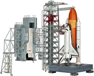 Revell Modellbau - Launch Tower & Space Shuttle im Maßstab 1:144