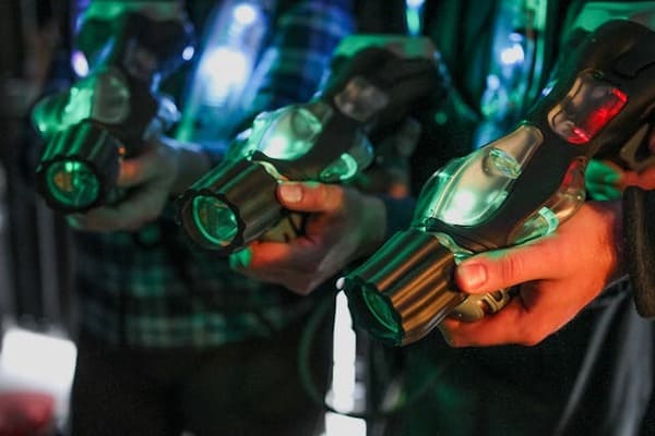 Lasertag spielen: Action, Teamgeist & Spaß